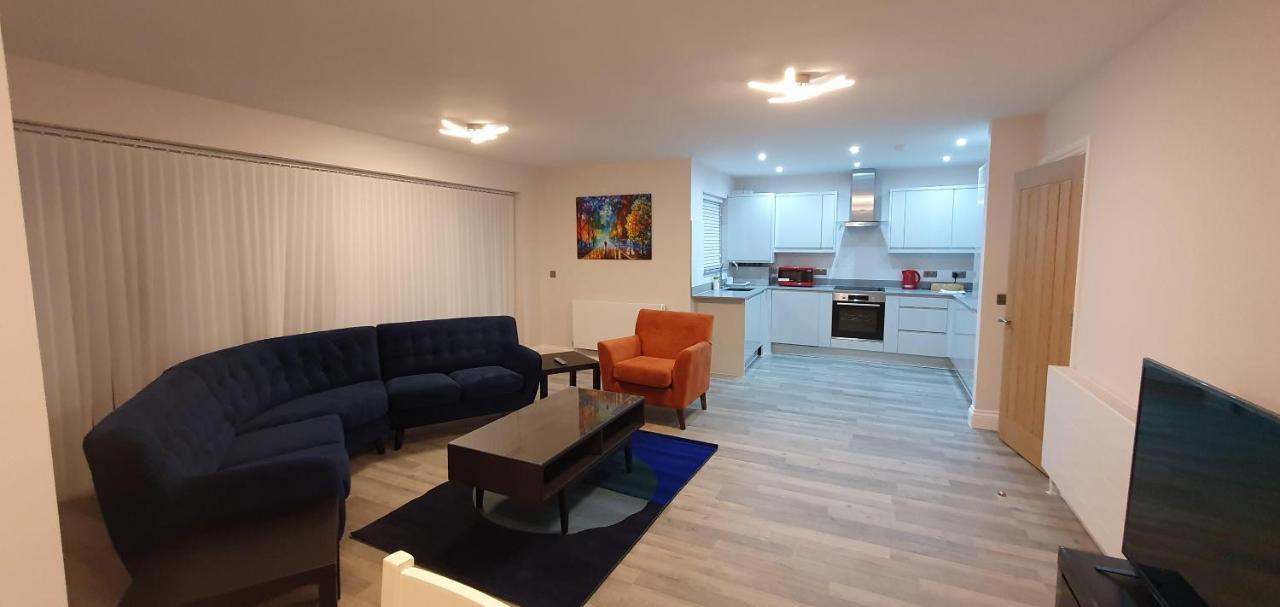 Garland Modern Spacious Apartment, Brentwood 1 Exteriér fotografie