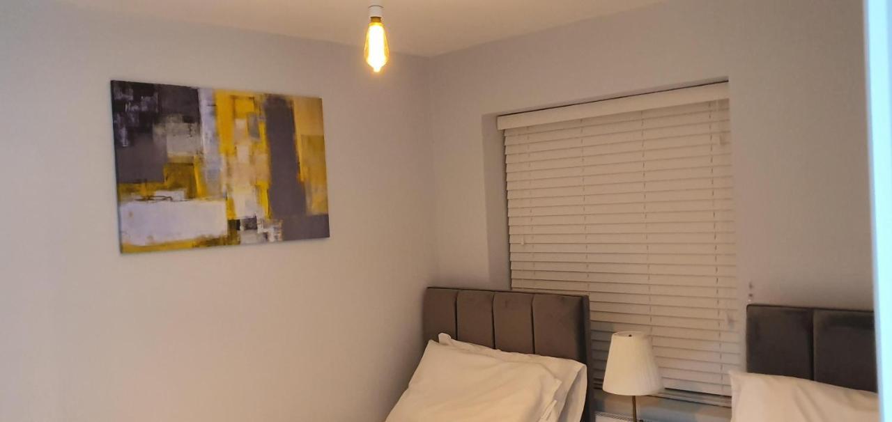 Garland Modern Spacious Apartment, Brentwood 1 Exteriér fotografie